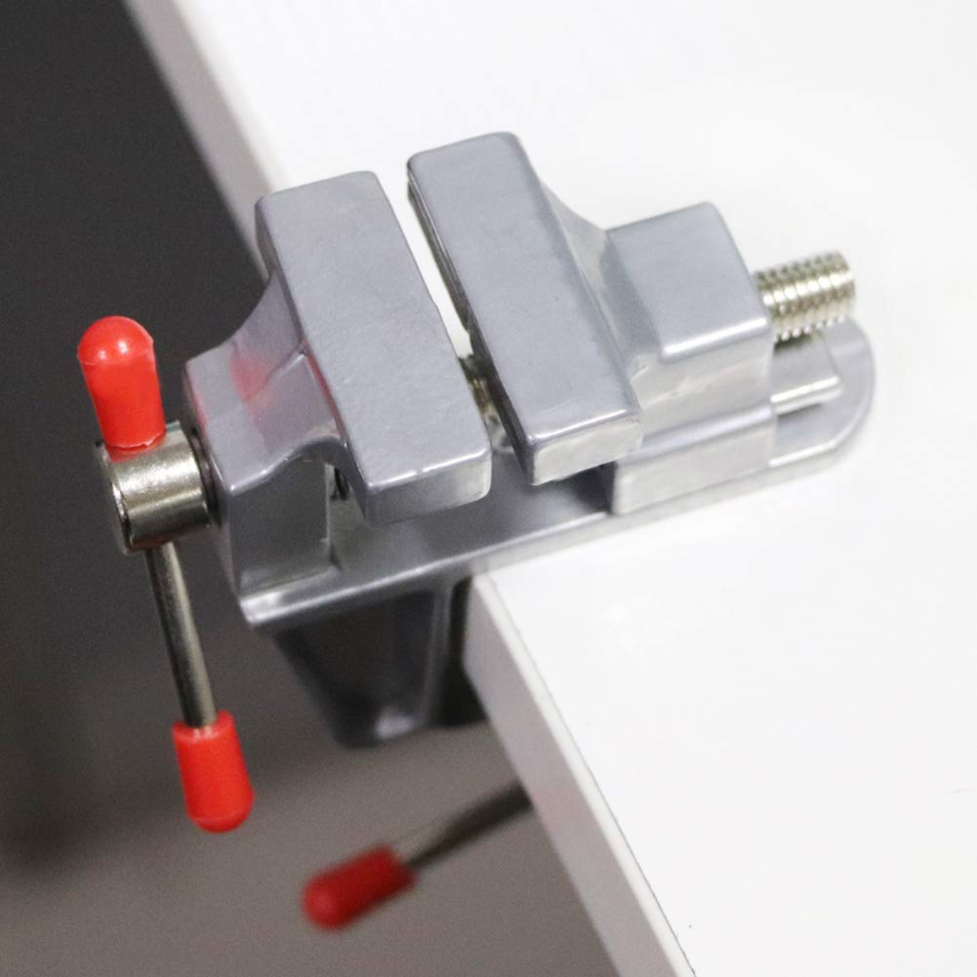 Small Bench Vice Clamp for PCB – Secure PCB holder for soldering & repairs – PCB clamp - Hand Tool - Robocraze
