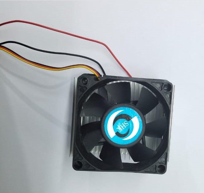 Peltier with Heatsink and Fan-Robocraze