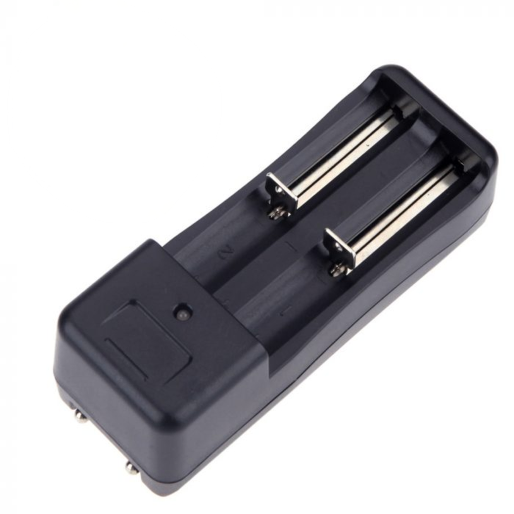 
Universal Dual Slot 3.7V Li-ion Battery Charger for 18650 Batteries
