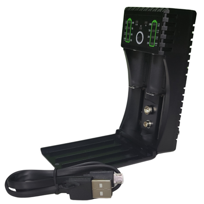 NOVEL 5V 2A Smart Battery Charger - Input Micro USB -Batteries & Power Supply -Battery Chargers -Robocraze