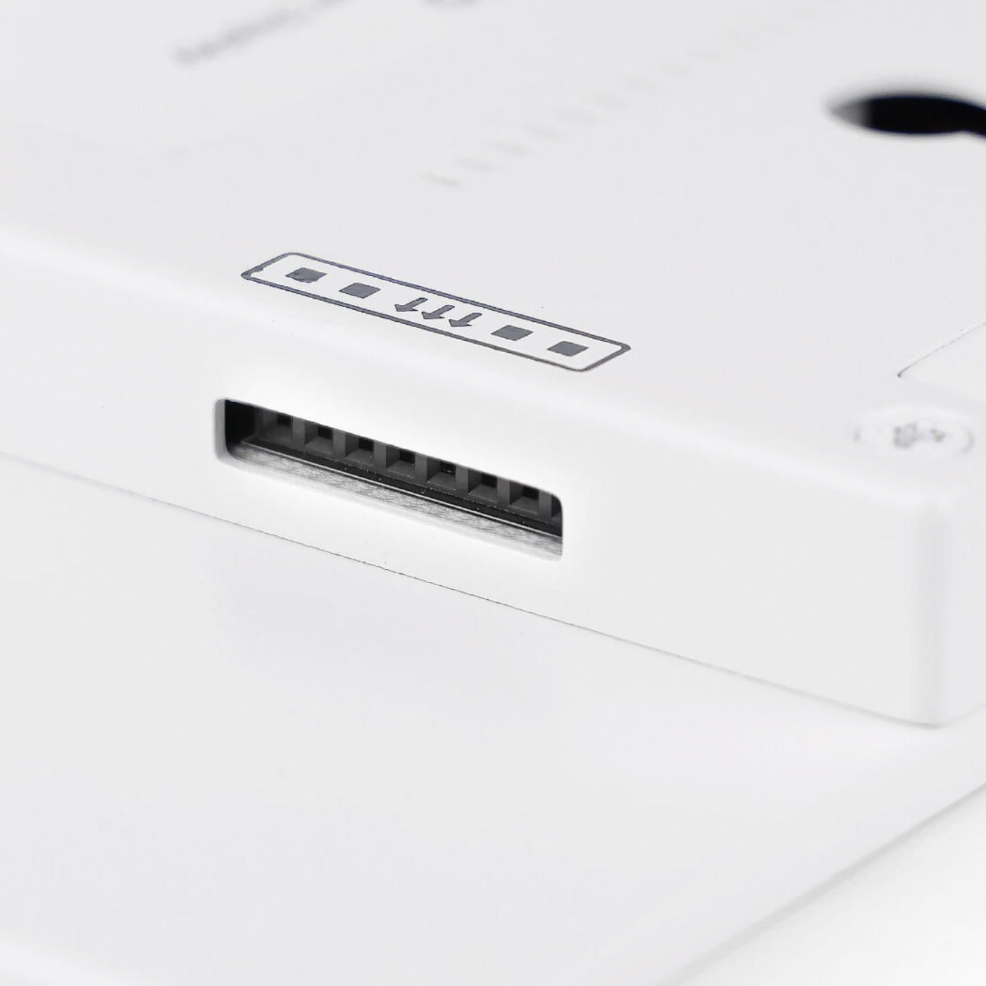 reTerminal E1001 – 7.5" Monochrome ePaper Display with ESP32-S3 -Robocraze