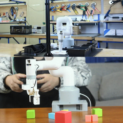 MyCobot 280 Raspberry Pi 2023 6-DOF Robotic Arm – AI-powered DIY Kits, STEM Kits, Robot Kits -Robocraze