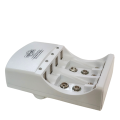 NOVEL 9V Battery Charger For AA/AAA/Ni-MH/NI -Batteries & Power Supply -Battery Chargers -Robocraze